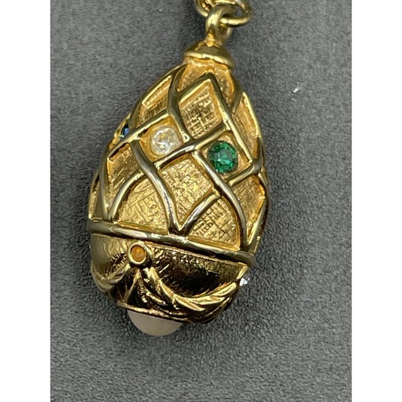 Joan Rivers Multi Color Jeweled Egg‎ Pendant Pearl Necklace  Gold Tone 28" - Picture 5 of 7